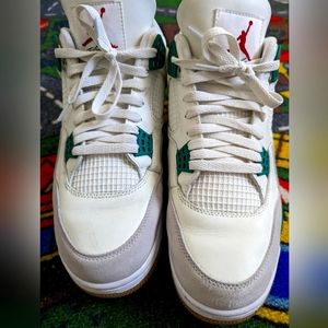Jordan 4 Pine Green SB